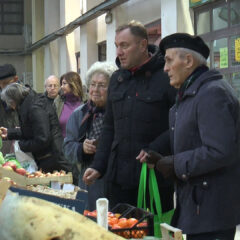Ko okreće antenu, a ko viče „ne valja“?