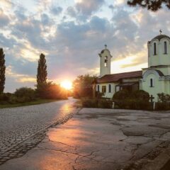 ЦРКВА СВЕТЕ ПЕТКЕ – МЕСТО ЗА МОЛИТВУ СТРАДАЛИМ БЕЗ СУЂЕЊА