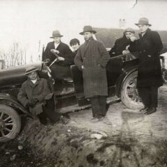 PRE 110 GODINA ŠAPČANI NA ULICAMA UGLEDALI AUTOMOBIL! „ĐAVOLSKO VOZILO“ IZAZIVALO STRAH, SMEH I ČUĐENJE