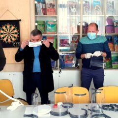 ИЗРАЂУЈУ ВИЗИРЕ И ПОКЛАЊАЈУ