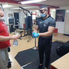 ВЕЖБАЊЕ ПОД МАСКАМА