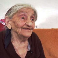 БАКА РУЖИЦА ГАЗИ ДРУГИ ВЕК И ДАЈЕ САВЕТЕ ЗА ДУГ ЖИВОТ