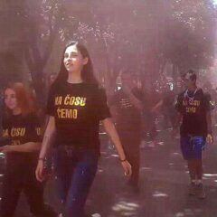 UZ TRUBAČE I PESMU MATURANTI SE OPROSTILI OD ŠKOLE (VIDEO)