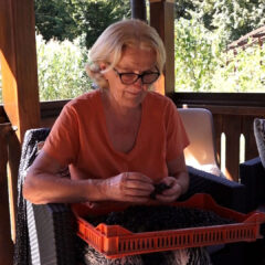 ИЗ ПОРТУГАЛА ДОШЛА НА ДЕДОВИНУ ДА БИ ПРОИЗВОДИЛА ОРГАНСКУ ХРАНУ