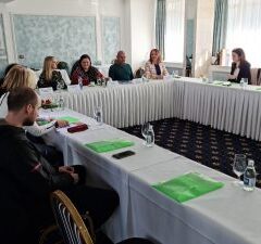 КАКО ПОМОЋИ ОСЕТЉИВИМ ГРУПАМА У ВРЕМЕ ПАНДЕМИЈЕ?