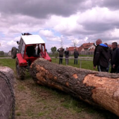 ZNA TRAKTORISTA ŠTA JE SEDAM TONA!