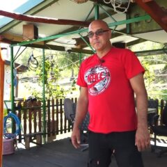 ЖИВОТ СПАКОВАО У 30 КВАДРАТА НА РЕЦИ САВИ