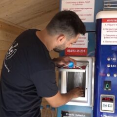 KОЦЕЉЕВЦИ ПИЈУ КВАЛИТЕТНО МЛЕКО ИЗ МЛЕКОМАТА ЛУКИЋА (ВИДЕО)