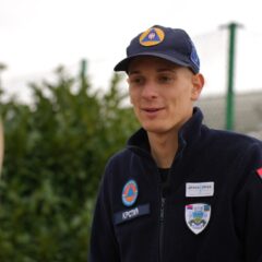 ЛУКА (18) УЧИ И ЗАРАЂУЈЕ ТЕШКИМ РАДОМ, А ЖЕЉА МУ ЈЕ ДА СПАСАВА ЖИВОТЕ