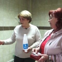 СВЕЖЕ МЛЕКО СА ФАРМЕ У ПРВОМ ГРАДСКОМ МЛЕКОМАТУ (ВИДЕО)