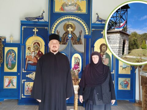 ЧУДОТВОРНА ИКОНА У ПЛАВОМ ИКОНОСТАСУ ЧУВА МЕШТАНЕ СОКОЛСКИХ ПЛАНИНА